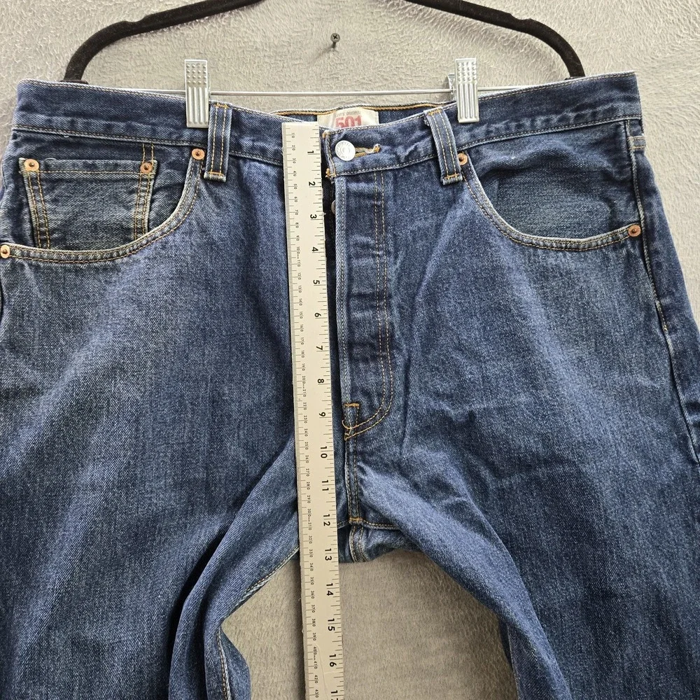 Levi's 501 Men Jeans 38X32 Blue Denim Original Fit Straight Leg Button Fly Y2K‎